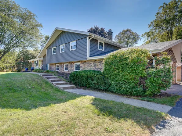 16765 Queen Ann DRIVE, Brookfield, WI 53005