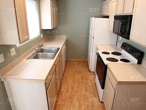 4th image of 419 Nokomis Ct
