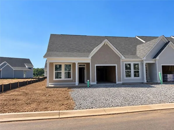 117 Harmony Cir, Cartersville, GA 30120