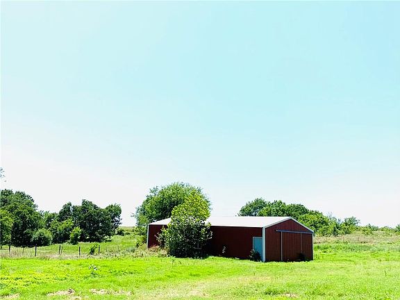2nd image of 350800 E Highway 64