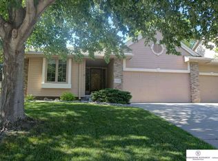 15316 Corby St, Omaha, NE 68116