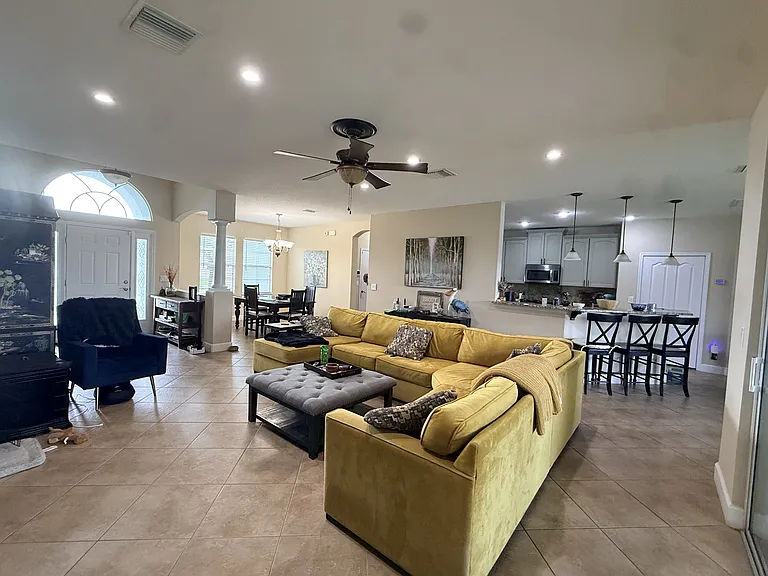 3694 Gatwick Manor Ln — Photo 8