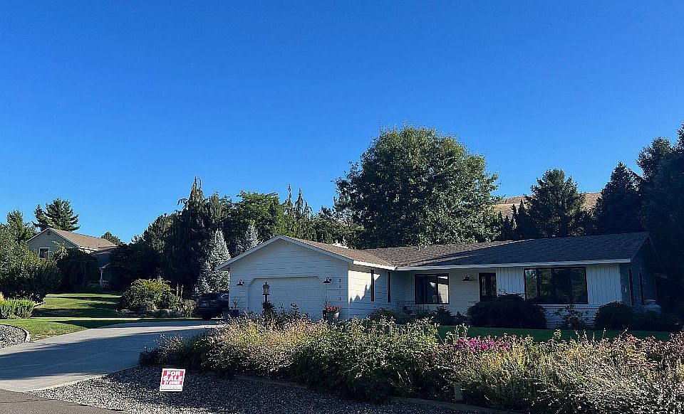 1st image of 2613 Horseshoe Ct