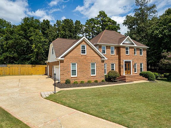 2nd image of 7715 Asherton Ln