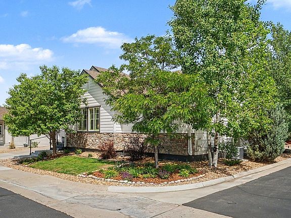 3rd image of 1915 Windemere Ln