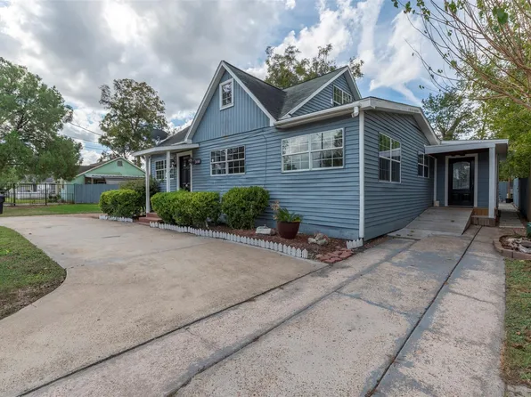 4303 Castor St, Houston, TX 77022