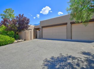 2762 Cliffrose Dr NE, Albuquerque, NM 87122