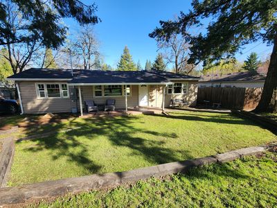 160 E E St, JACKSONVILLE, OR, 97530
