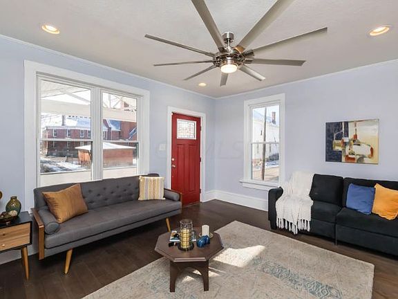 4th image of 1092 E Gay St