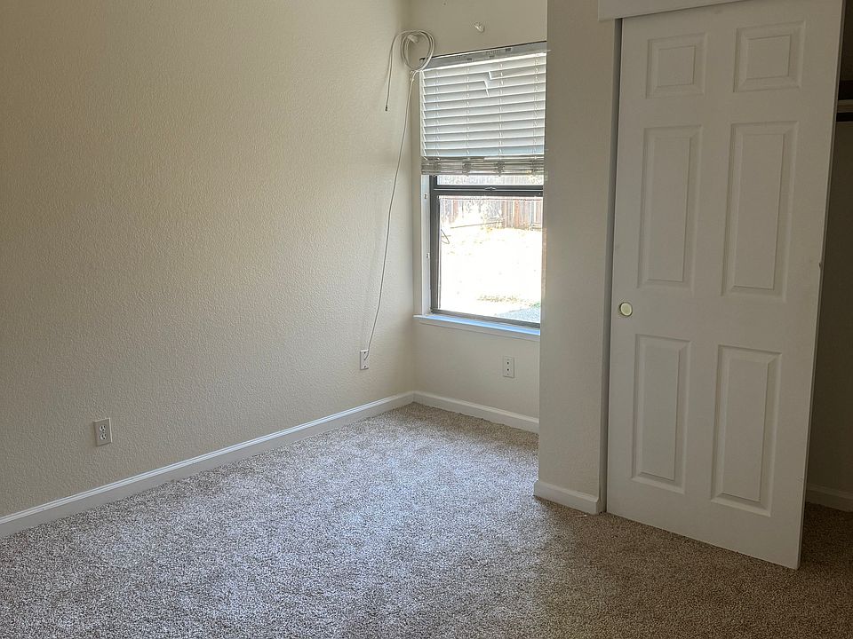 1st image of 3412 Black Eagle Dr