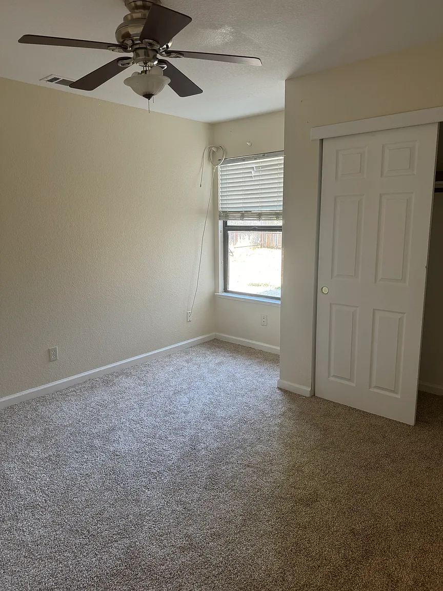 3412 Black Eagle Dr photo 1