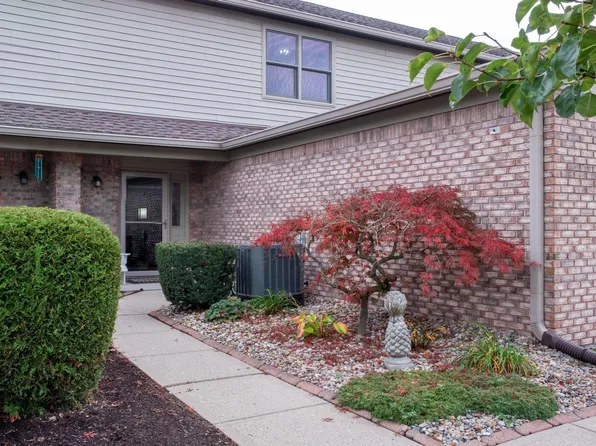 9273 Sea Pine Ln, Indianapolis, IN 46250