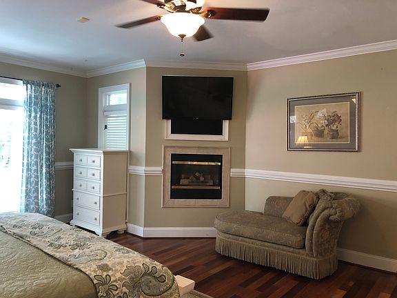 4th image of 270 Knoxview Ln
