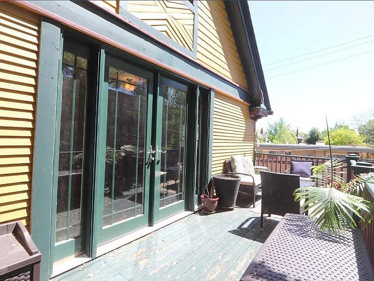 916 Pleasant St #2 — Photo 13