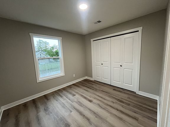3rd image of 447 Oak Ave #2