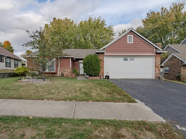 7648 Trophy Club Dr S, Indianapolis, IN 46214