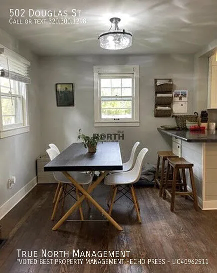 4 bed, $1,950 — Photo 4