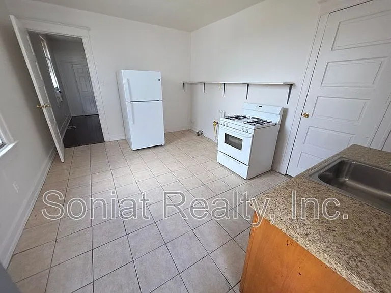 3009 Iberville St — Photo 6