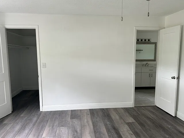 1405 Stewart Blvd — Photo 12