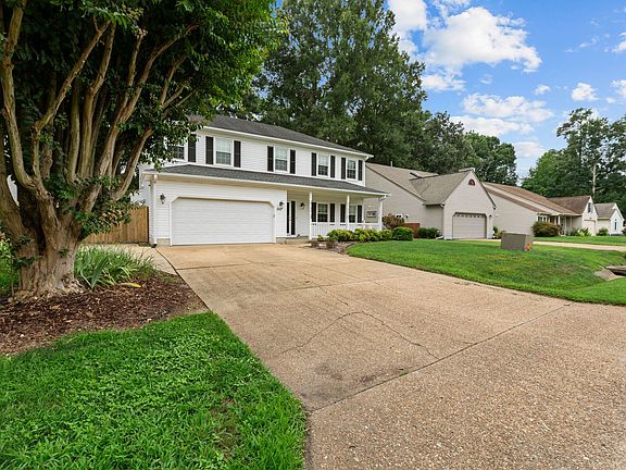 2nd image of 202 Peachtree Ln