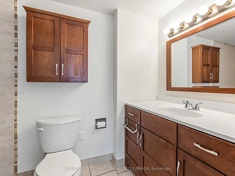 45 Carlton St #403 — Photo 23
