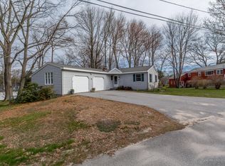 18 Star Rd, Cape Elizabeth, ME 04107