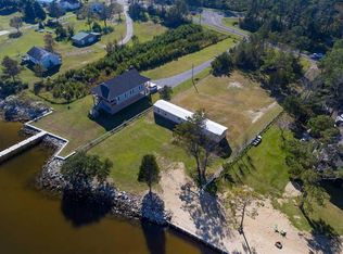 5552 Old Ferry Dock Rd, Manns Harbor, NC 27953