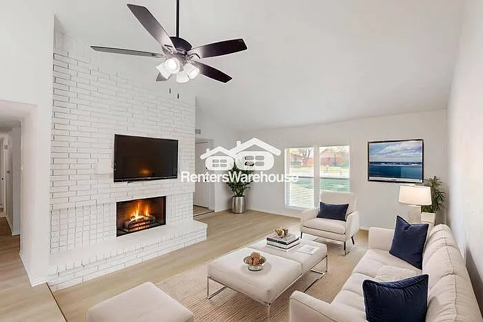 6407 Green Oaks Dr — Photo 37
