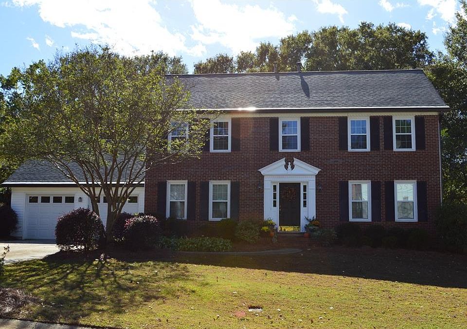 1st image of 601 Deer Oaks Dr