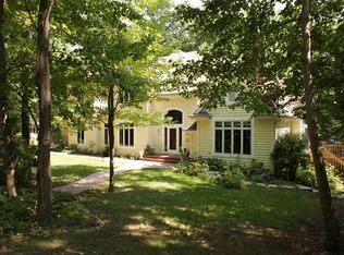 N62W30839 Shore Acres Rd, Hartland, WI 53029