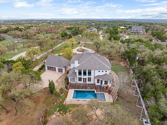 2nd image of 408 Saddlehorn Dr