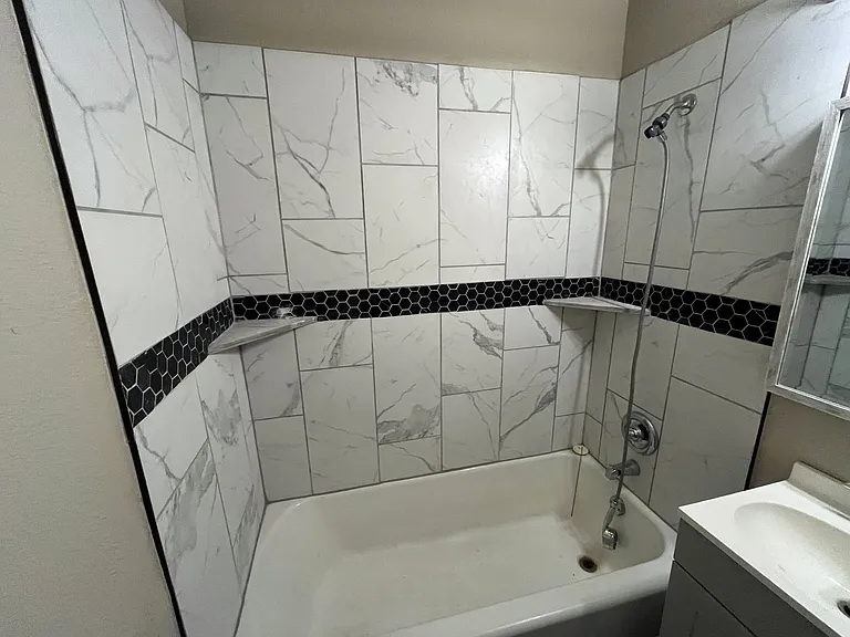 728 N Marion Ave — Photo 26