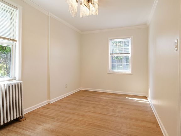 3rd image of 192 High St