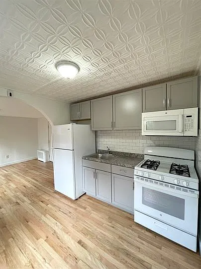 108 Brookside Ave #1