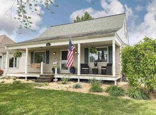 1064 W Hampton Rd, Essexville, MI