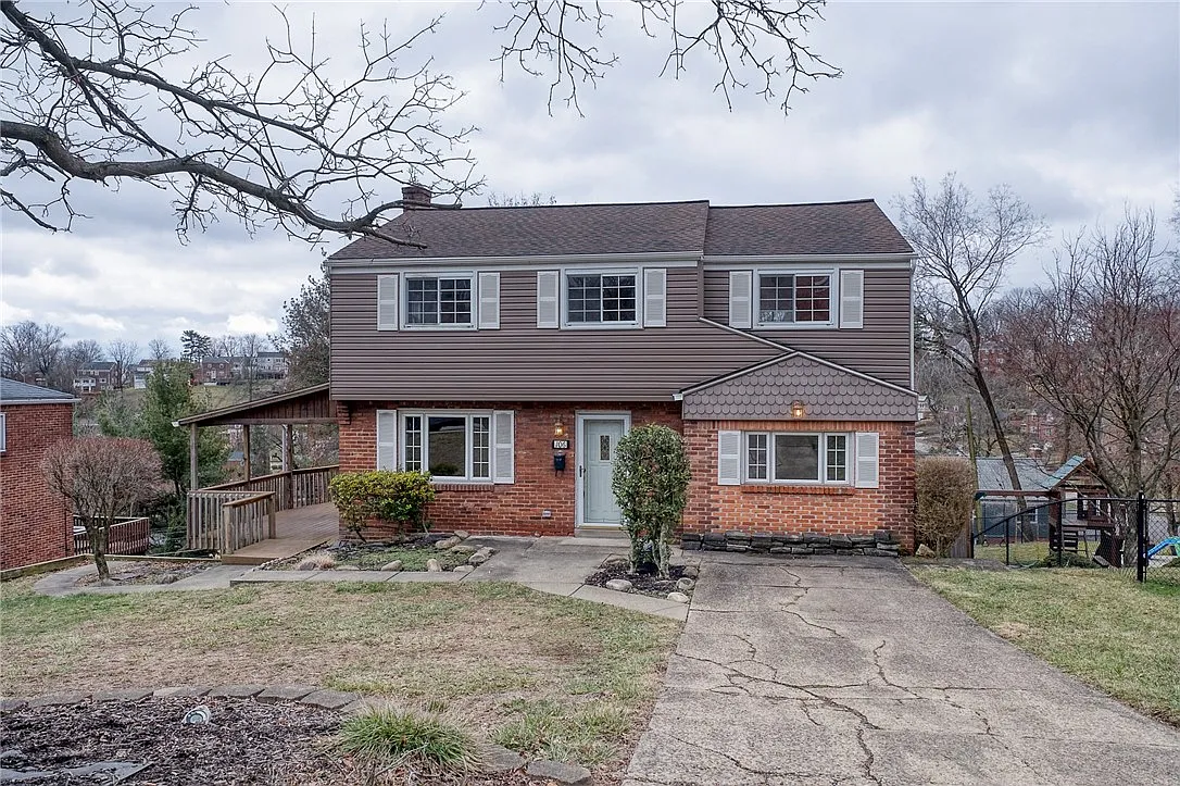 106 Senate Dr photo 1