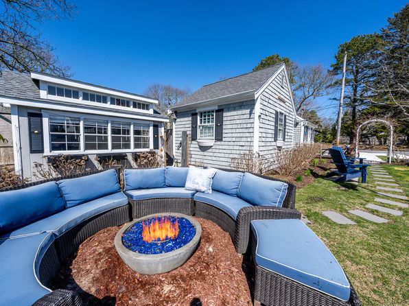 21 Nickerson Road #3, Cotuit, MA 02635