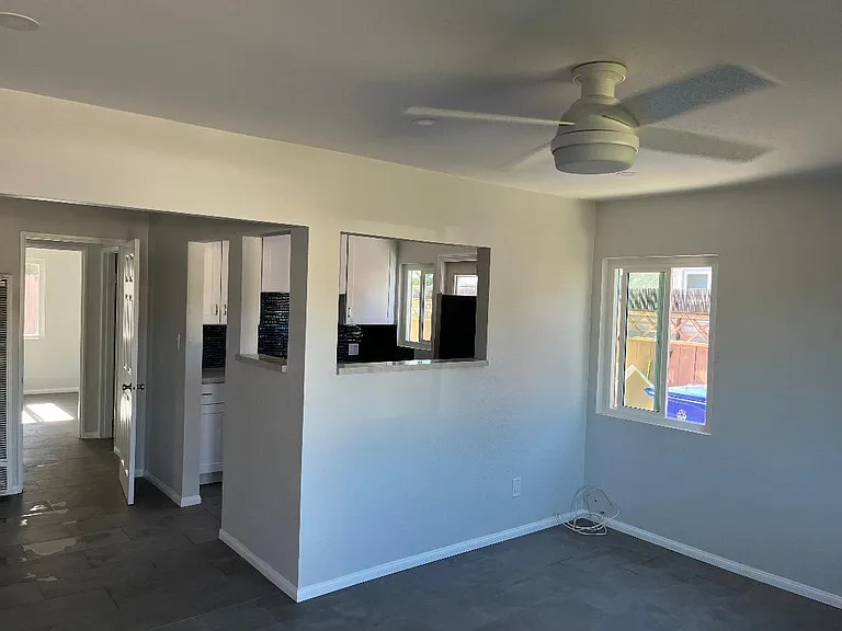3161 Luna Ave — Photo 2