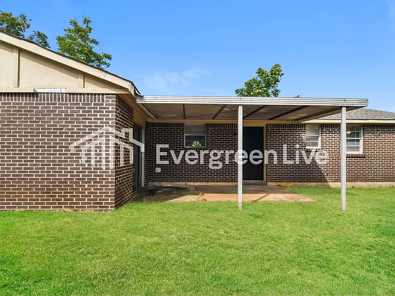 203 Juniper Ct — Photo 13