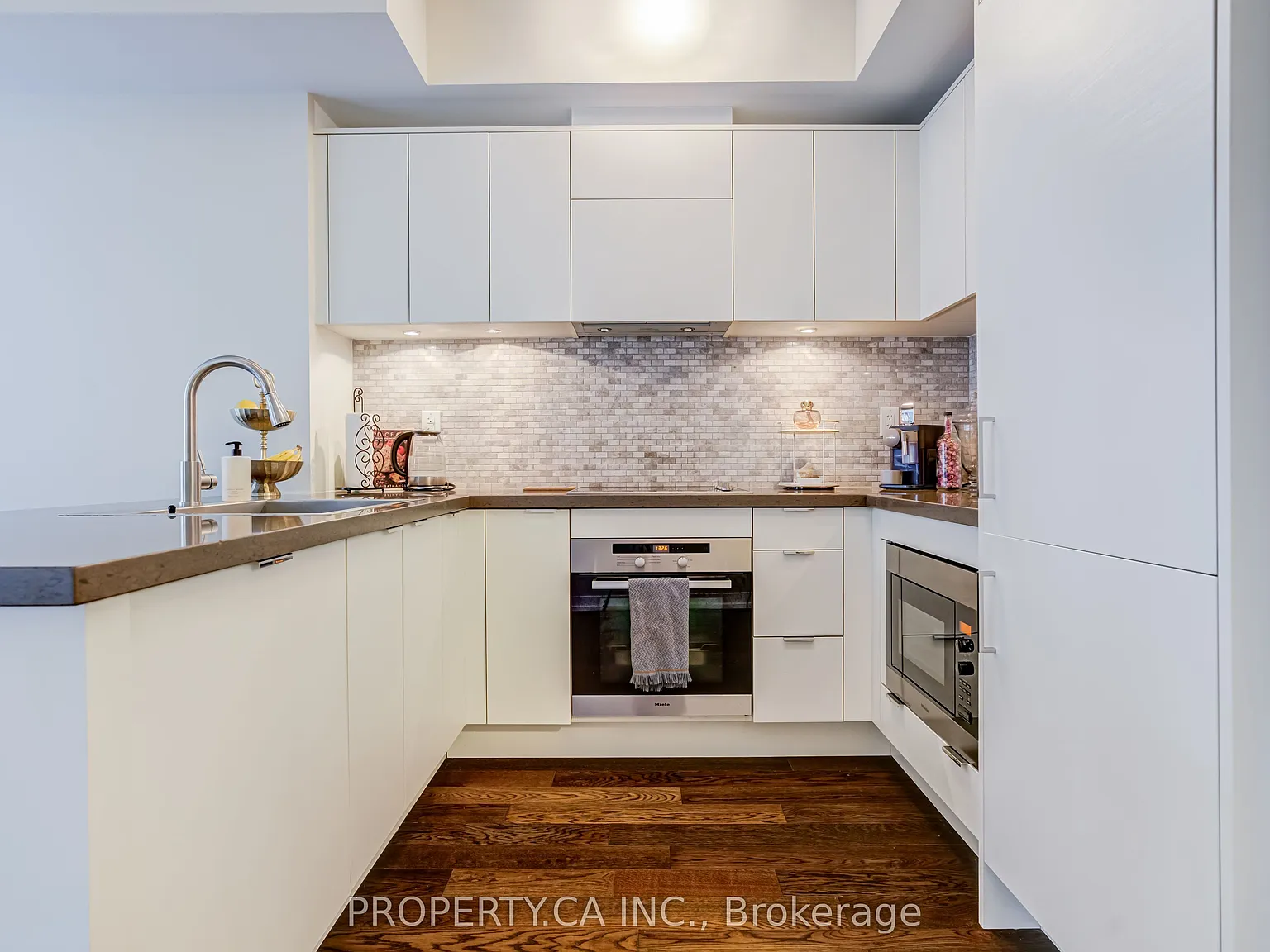 21 Widmer St — Photo 4