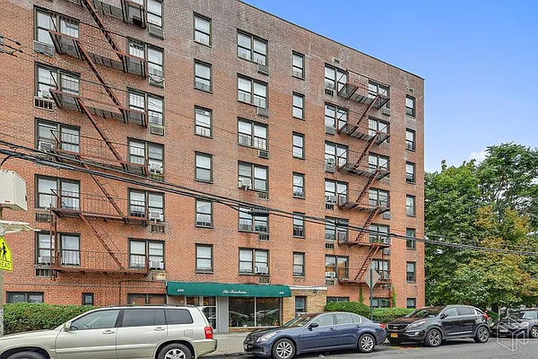 Rented by Halstead Real Estate | media 4