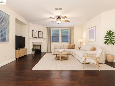 11 Pinenut Ct, Oakley, CA, 94561