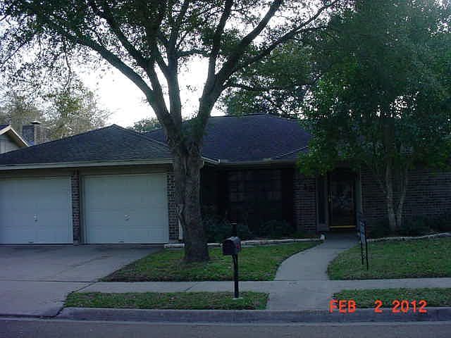 1st image of 213 Pecos Dr