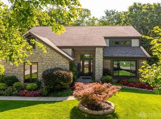8718 Eagleridge Dr, West Chester, OH