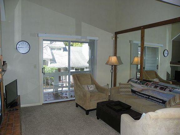 2nd image of 20 Elm Ln #D3