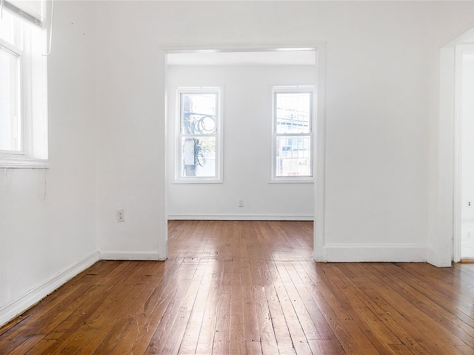 1st image of 6407 Bergenwood Ave