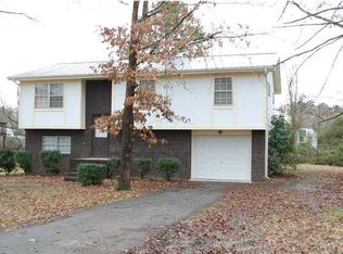 543 Hiawatha Cir, Chickamauga, GA 30707