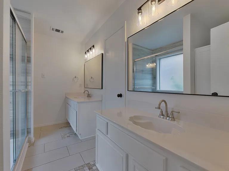 8022 Genesis Dr — Photo 7