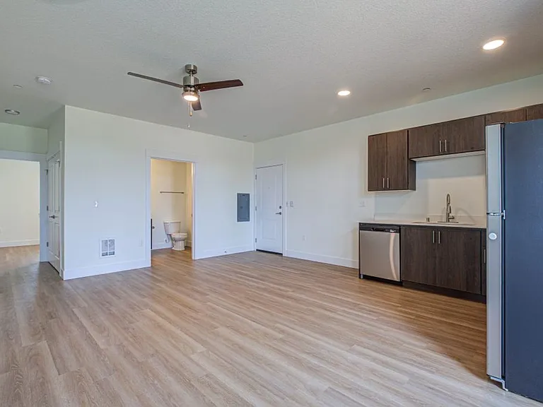 Bridger Court Apartments — Photo 12