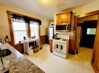 142 W Adams St #2A, Somerville, MA 02144
